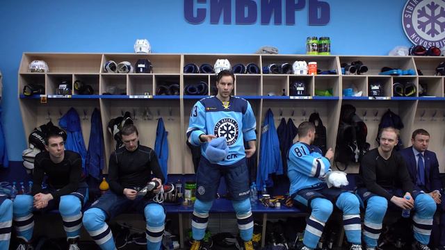 «Дорогой ценой далась победа». Победная раздевалка после матча с «Северсталью» смотреть онлайн