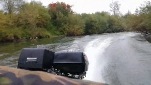 Болотоход с прямым 15л.с. и угловым 17л.с. дейвудом. По мелководью.