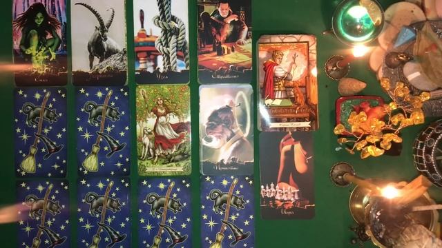 Таро-прогноз на 8 Ноября 2023 года.. смотреть онлайн