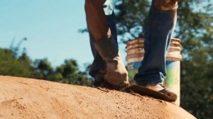 Несколько домов из самых необычных материалов.