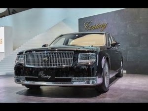 Японцы натянули Роллс-Ройс по полной. Новый премиум автомобиль Toyota Century это нечто