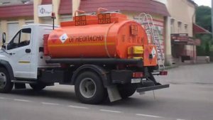 Газон Некст бензовоз