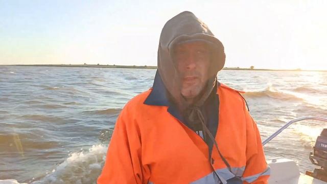 Яхта по цене приоры.Идем с Саратова в Волгоград. смотреть онлайн