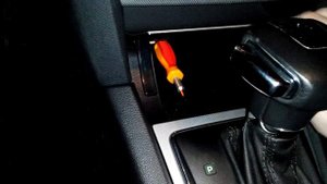 Ящичек вместо пепельницы Skoda Octavia A5 SKODA 1Z0857938C9B9 Прокладка в пепельницу