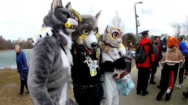 Фурри-прогулка в Покровском-Стрешнево смотреть онлайн