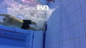 Как правильно делать разворот, школа плавания EVO swim