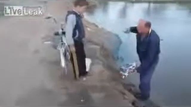 Обычная рыбалка в деревне смотреть онлайн