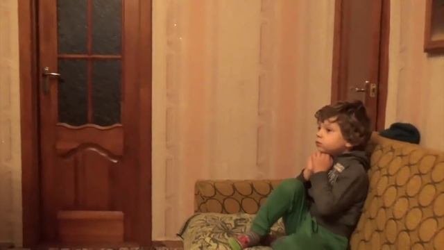 ПОДГОТОВКА К КОЛЯДКАМ/ПАВЕЛ ВЫНОСИТ ДЕНЬГИ/ПОШЛИ КОЛЯДОВАТЬ смотреть онлайн