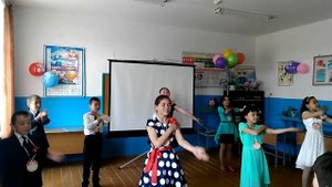 Крутой Флешмоб 4 класса на выпускной