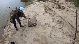 Фидер на Иртыше.ВОТ ЭТО ЯЗЬ!!!Крупный лещ!Рыбалка в Казахстане!