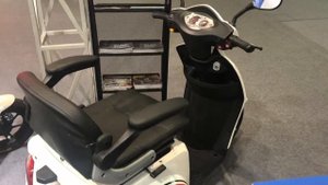 Трехколесный электро скутер для дачи, коттеджа или деревни.Выставка в Гуанчжоу,Китай,апрель 2018г.