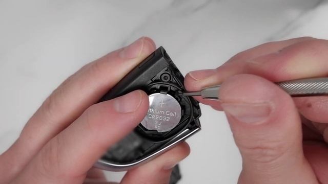 Battery replacement BMW X3 X4 X5 X6 Fob Key Battery replacement - How To смотреть онлайн