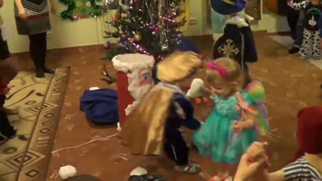 Новогодний праздник 2013 - 2014 в РЦ "Филиппок" (филиал на Сибирской) смотреть онлайн