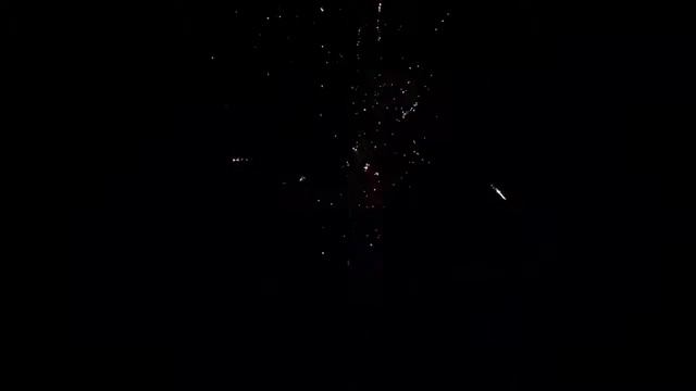 CL003 МОНТЕ КРИСТО 0,8 х 8   КОЛОРЛОН, фейерверки и салюты в Новосибирске смотреть онлайн