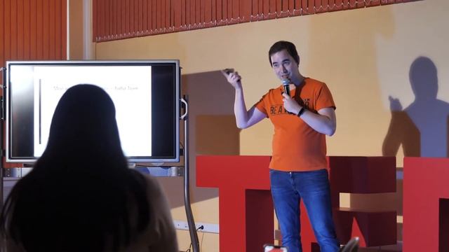 Иван Коротеев TEDx GorkyLibrary Пермь Интровертов не существует смотреть онлайн