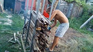 Приспособление для распиловки мелких дров