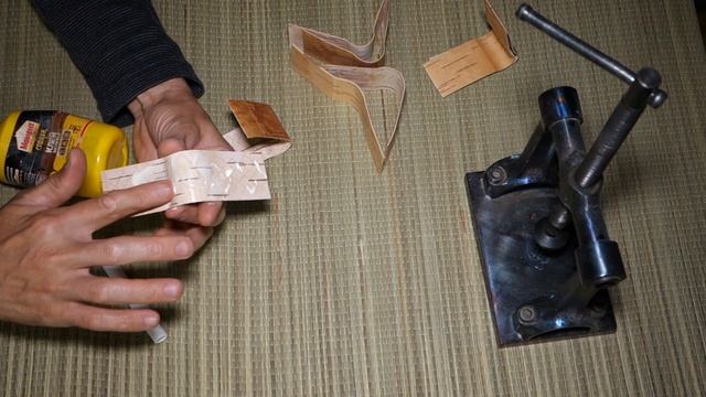 Хлебница из бересты, процесс изготовления. Bread box made of birch bark. DIY