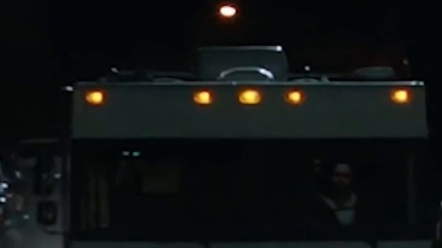 Mana „ хищник" Киноси ужасно смотреть онлайн