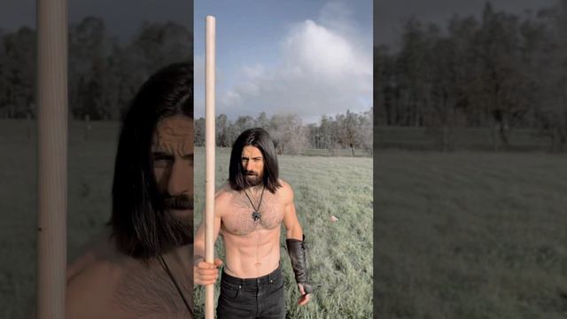 Shield vs spear test #viking #valhalla #history #fantasy #skyrim #weapons #nerd #spartan #spartans смотреть онлайн