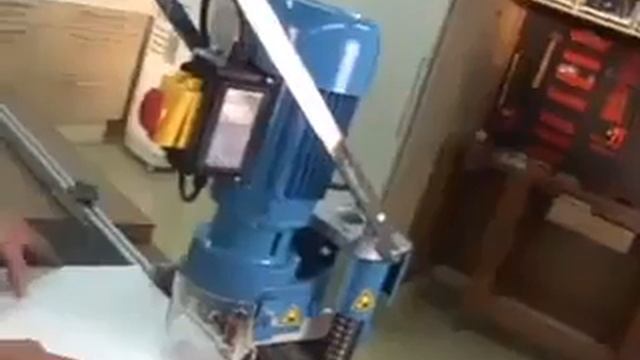 Hettich - станки Blue Max Mini.flv смотреть онлайн