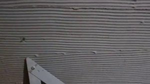 Формирование угла 90° при оштукатуривании стен.