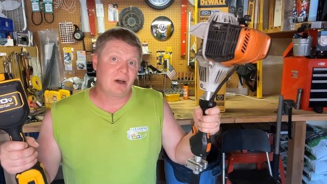 Stihl Gas VS Dewalt Weed Whacker 20v Max смотреть онлайн