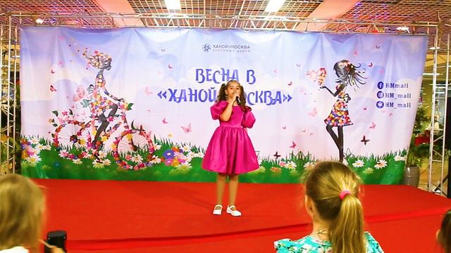 Коржиновская Арина возраст 8 лет песня  _Маленькая страна_  Вокальная Школа Марины Корвин