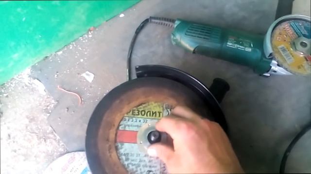 Универсальная гайка для болгарки 22-32мм смотреть онлайн