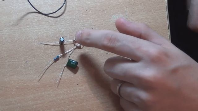Build a Guitar Pedal in 10 mins! (Fuzz)