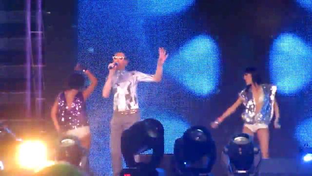 Шура-День за окном смотреть онлайн