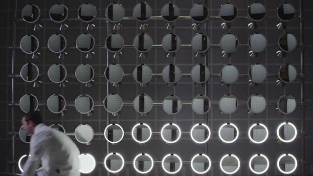 Сенсорные зеркала Simplehuman смотреть онлайн