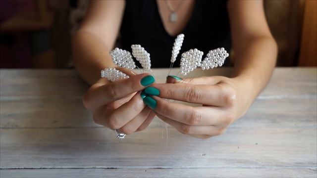 DIY Fower Hair Accessories / ЦВЕТЫ НА ШПИЛЬКЕ / ЦВЕТЫ ИЗ БУСИН смотреть онлайн