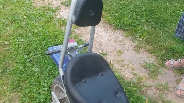Крутой самодельный скутер с двигателем от бензопилы Stihl смотреть онлайн