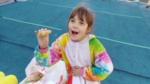 Пикачу и Пони-единорожка на карантине.