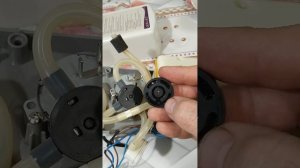 распределитель воздуха в компрессоре матраса.