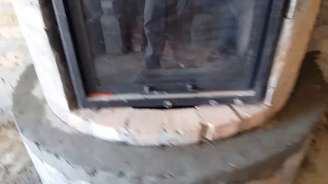 Камин с железной топкой в мирном смотреть онлайн