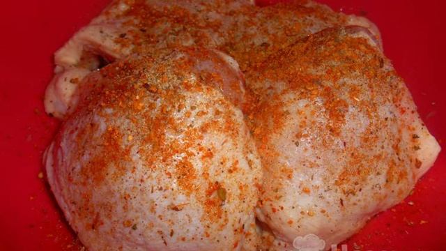 Куриные бедра запеченные в рукаве