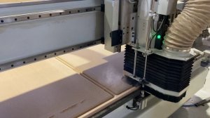 Производство столов: подготовка подложки под столешницу