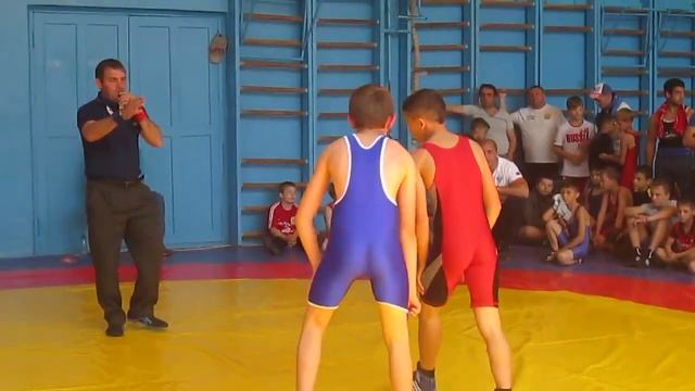 Гордовский Максим, 1-я схватка, 1/4 финала в в/к до 43 кг смотреть онлайн