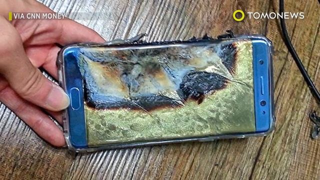 Exploding headphones: Woman’s headphones explode on Beijing-Melbourne flight - TomoNews смотреть онлайн