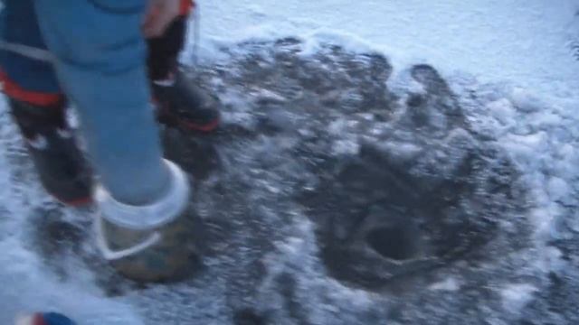 Первая рыбалка 2016 года. 2 января . смотреть онлайн