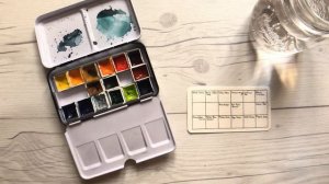 Studio Vlog: Developing film, inktober week 2 and painting landscapes