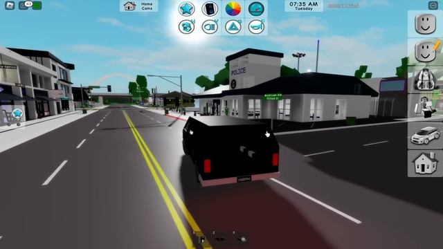 Граблю ИНКАСАТОРОВ в Брукхейвен РП Роблокс! Новое обновление в Brookhaven RP Roblox смотреть онлайн