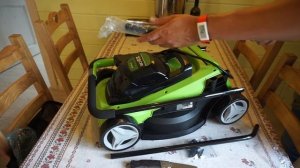 Аккумуляторная газонокосилка greenworks (G24LM33K2) 24 Вольта. Обзор, тест.