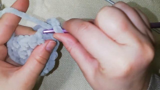 Ажурные уши для зайки  из плюшевой пряжи. Подробный мастер класс с описанием. Часть 1