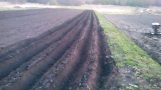 Нарезание гребней для посадки картофеля минитрактором из мотоблока. Адаптер к мотоблоку из НижнегоН
