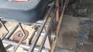 Про бортоповоротный вездеход.