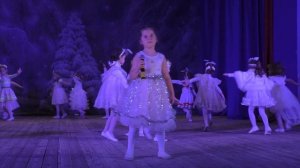 Серебристые снежинки