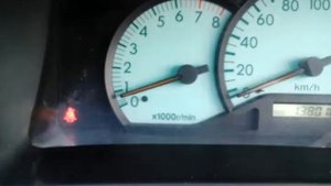 филдер 1nz fe стук в салоне