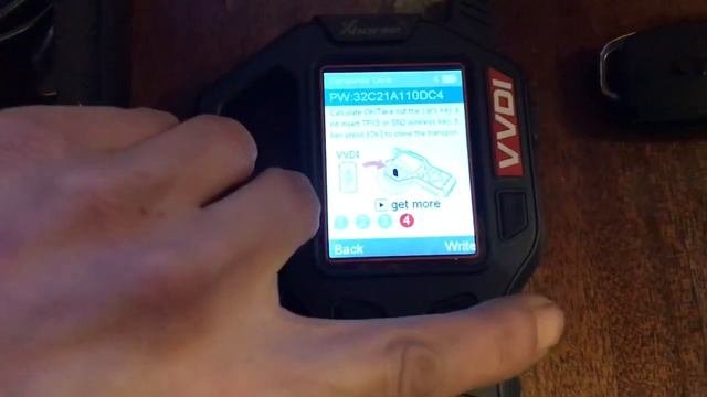 Geely Emgrand X7 копия чипа для автозапуска. VVDI Key Tool